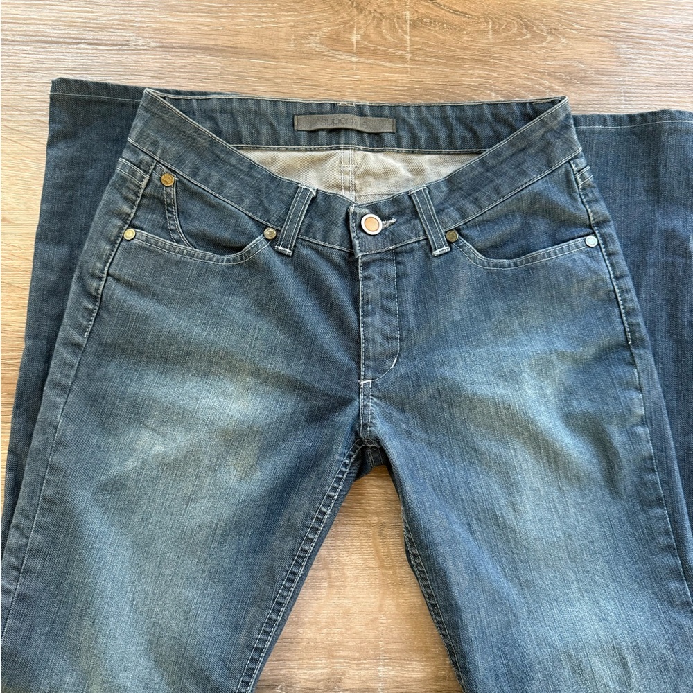 SUPERFINE Italian denim —Women's Straight-Leg Jeans in Light Blue Wash sz 27